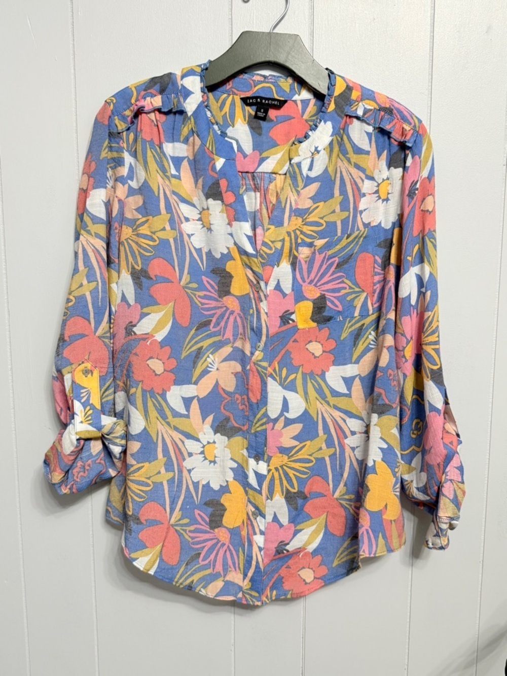 #15)  Zac & Rachel Blue Pink Yellow Floral Button-Front Blouse